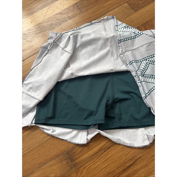 Lucky in Love Women's Golf-Tennis Skirt Skort Green White Size L - Picture 3 of 7